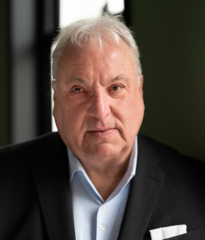 mr. André Martens - Fiscalist